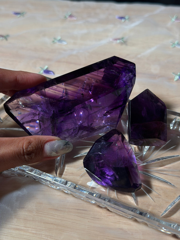 HQ Amethyst Gem (you pick)