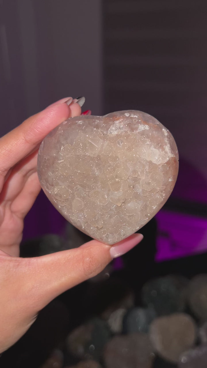 Powder Sugar Heart
