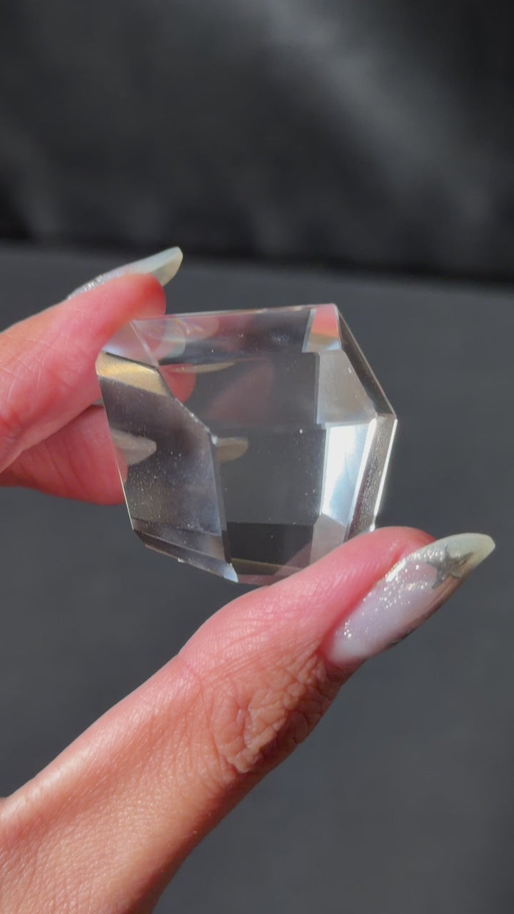 HQ Clear Quartz Gem (you pick